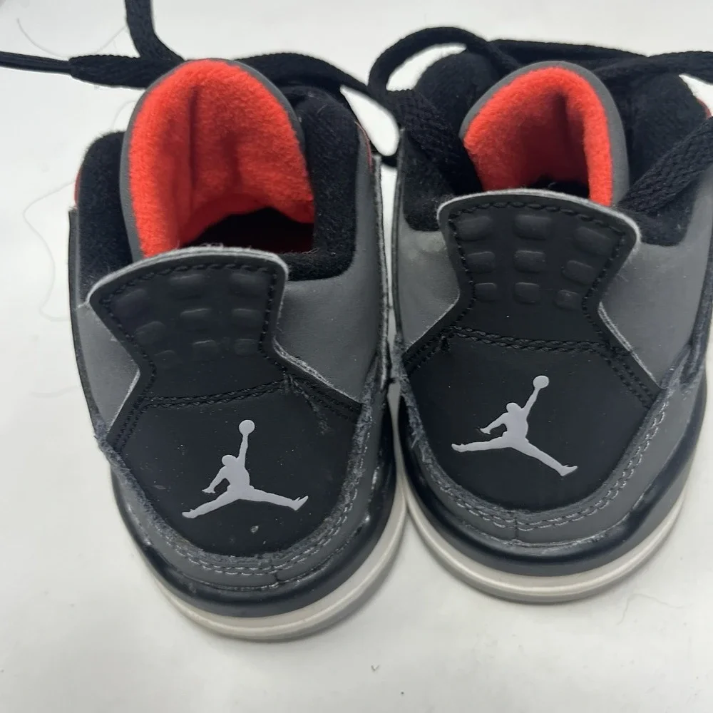 Nike overall good